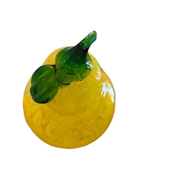 VTG Yellow Fused Blown Art Glass Pear Leaf Fruit Paperweight Mottled 4.75 - Picture 2 of 7